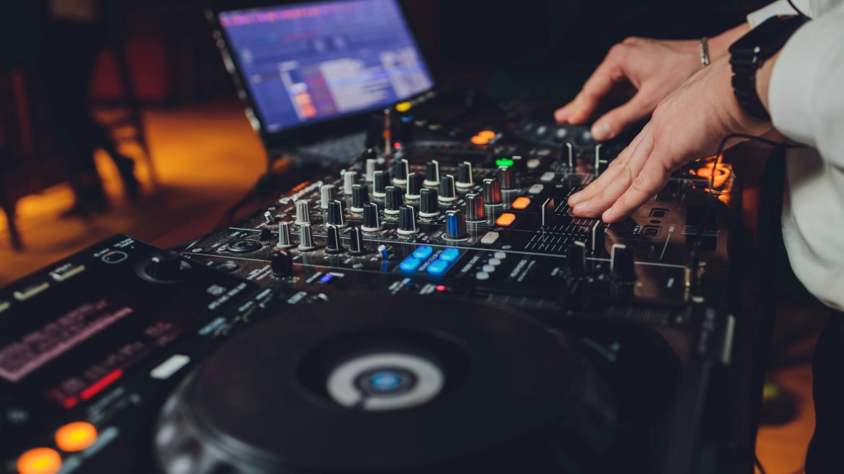 Business of DJing Business of DJing